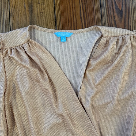 Draper James Shimmering Gold Long Sleeve Bodysuit Women’s Size Small - Picture 3 of 4